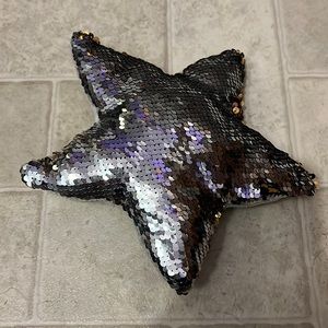 Star pillow